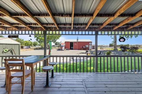 196903 E 3rd Ave, Kennewick, WA 99337 photo 6