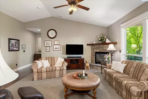 4804 Cathedral Dr, Pasco, WA 99301 photo 24