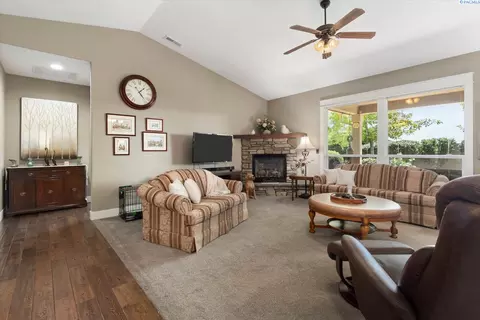 4804 Cathedral Dr, Pasco, WA 99301 photo 22