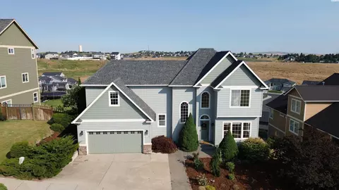935 SW Itani Dr, Pullman, WA 99163 photo 1