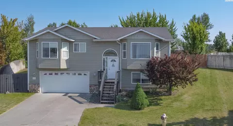 2400 NW Short Ct, Pullman, WA 99163 photo 1