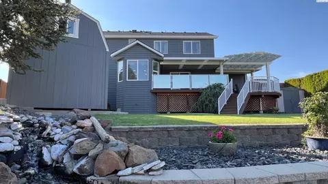 5003 Mariola Ln, Pasco, WA 99301 photo 2