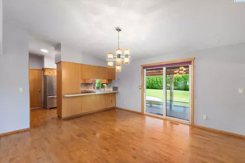 8505 Franklin Rd, Pasco, WA 99301 photo 12