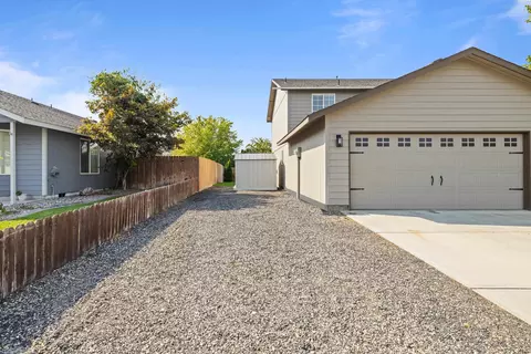 8312 Wrigley Dr, Pasco, WA 99301 photo 4