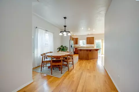 1279 SW Big Sky Ct, Pullman, WA 99163 photo 3