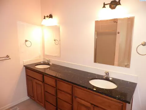 1535 SW Capri Ct, Pullman, WA 99163 photo 14