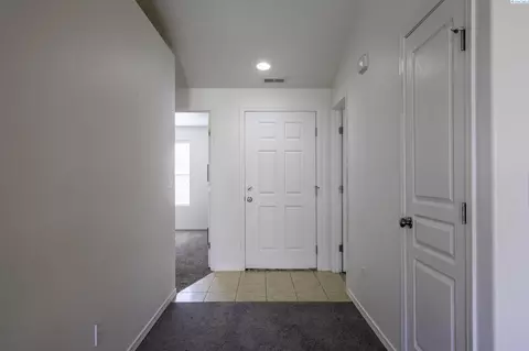6314 Robert Wayne, Pasco, WA 99301 photo 3