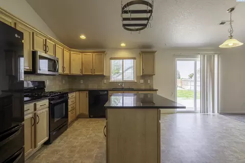 6314 Robert Wayne, Pasco, WA 99301 photo 7