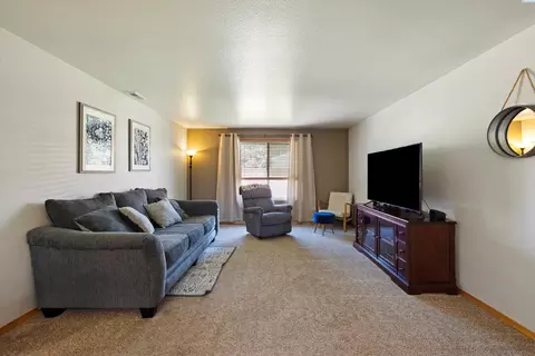 6611 Ebbets Dr, Pasco, WA 99301 photo 4
