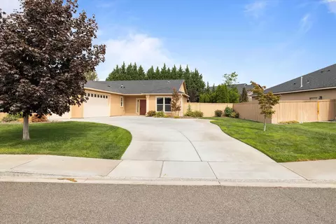 4705 Cathedral Dr, Pasco, WA 99301 photo 3
