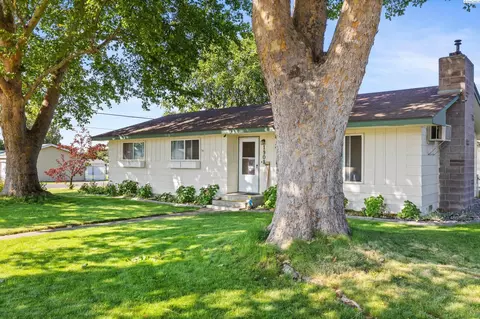 1908 N Road 44, Pasco, WA 99301 photo 1