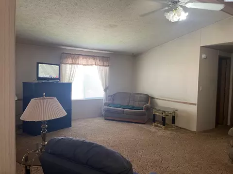 2720 Fleming Ln, Pasco, WA 99301 photo 4