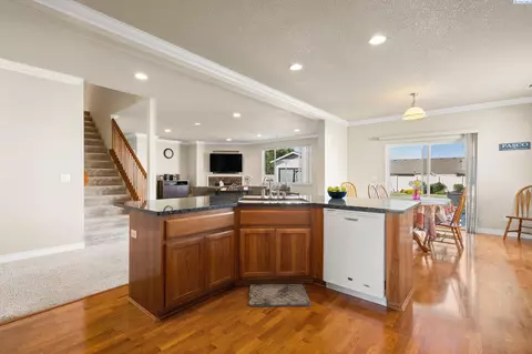 4809 Laredo Dr, Pasco, WA 99301 photo 5