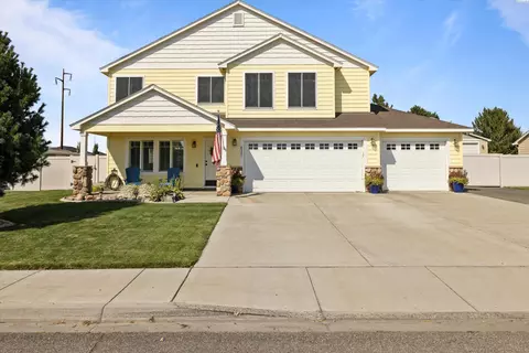 8307 Snoqualmie Dr, Pasco, WA 99301 photo 2