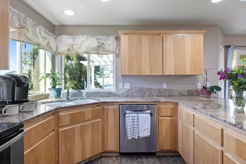 8307 Snoqualmie Dr, Pasco, WA 99301 photo 10