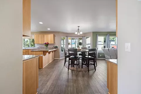 8307 Snoqualmie Dr, Pasco, WA 99301 photo 7