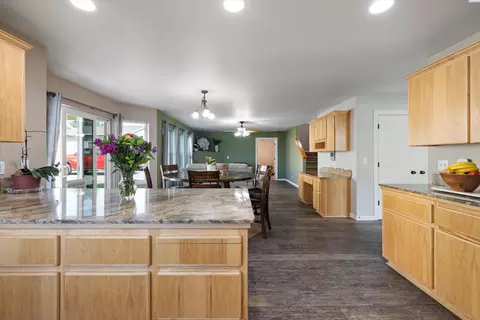 8307 Snoqualmie Dr, Pasco, WA 99301 photo 11