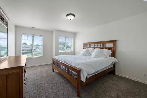 8307 Snoqualmie Dr, Pasco, WA 99301 photo 31
