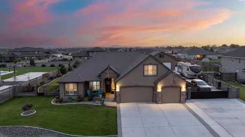 6830 Bitterroot Ave, Pasco, WA 99301 photo 3