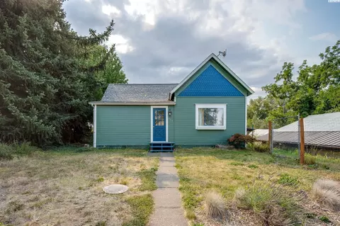 535 E Bluff St, Palouse, WA 99161 photo 2