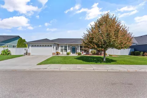 4415 Meadow View Dr, Pasco, WA 99301 photo 1