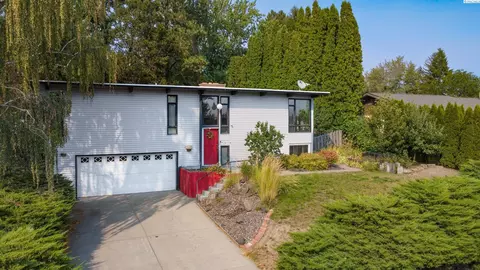 320 NW Joe St, Pullman, WA 99163 photo 1