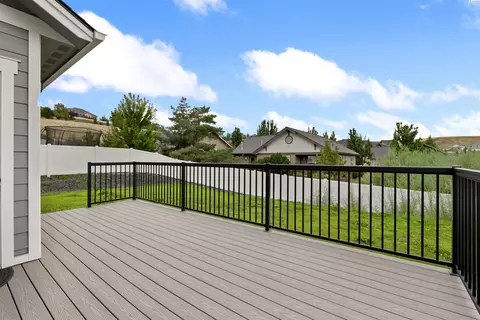 815 SW Iyla Ct, Pullman, WA 99163 photo 3