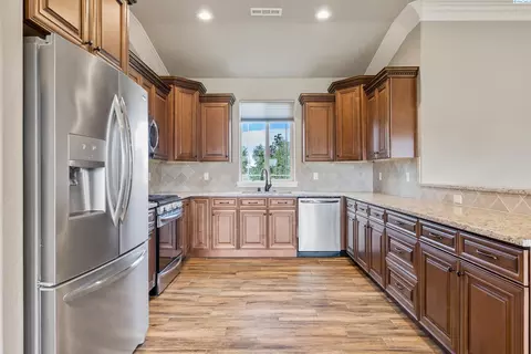 2101 Amy Loop, Pasco, WA 99301 photo 11