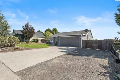 3820 Meadow View Dr, Pasco, WA 99301 photo 3