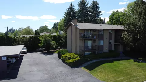 1335 NW Deane, Pullman, WA 99163 photo 2