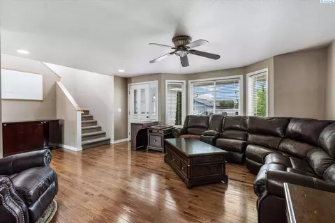 4533 Moline Ln, Pasco, WA 99301 photo 6