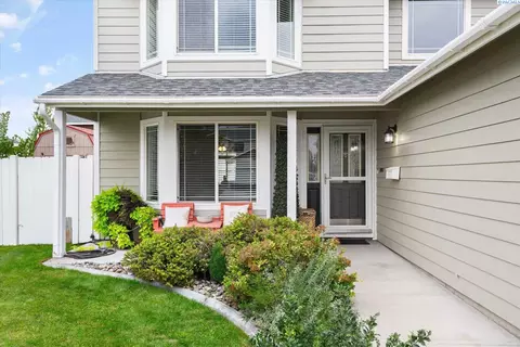 4533 Moline Ln, Pasco, WA 99301 photo 2