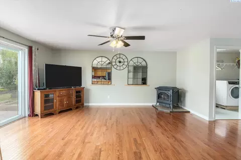 4533 Moline Ln, Pasco, WA 99301 photo 9