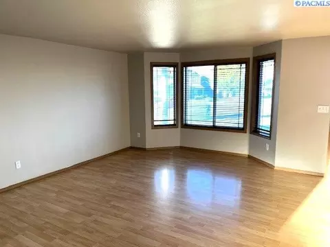 9403 Welsh Ct, Pasco, WA 99301 photo 7