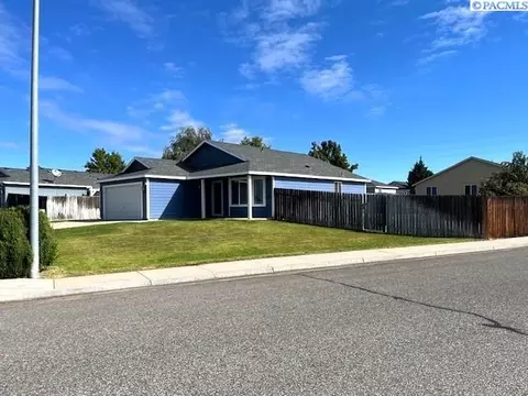 9403 Welsh Ct, Pasco, WA 99301 photo 3