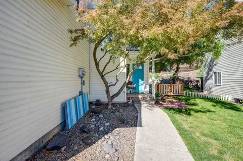 567 SW Barnes Ct, Pullman, WA 99163 photo 3