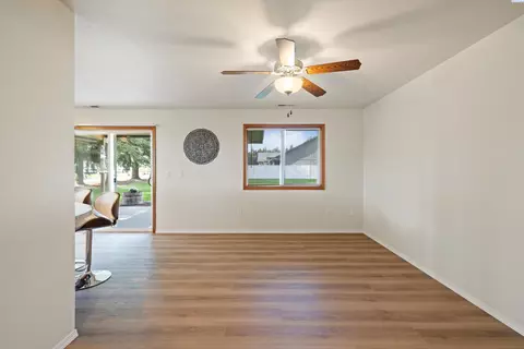 2402 Road 80, Pasco, WA 99301 photo 6