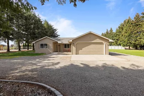 2402 Road 80, Pasco, WA 99301 photo 1