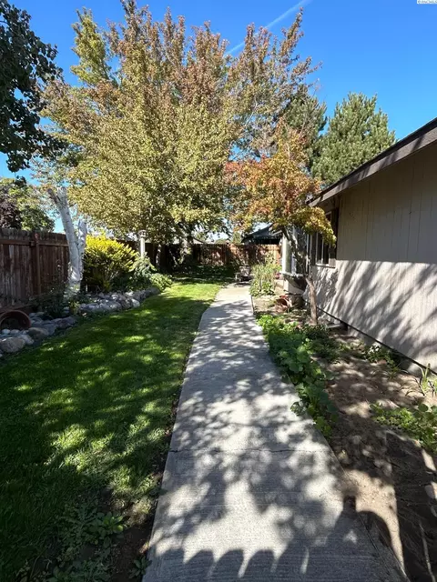 6707 Comiskey Dr, Pasco, WA 99301 photo 20