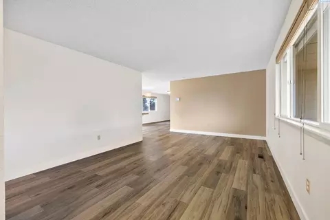5504 W Richardson, Pasco, WA 99301 photo 7
