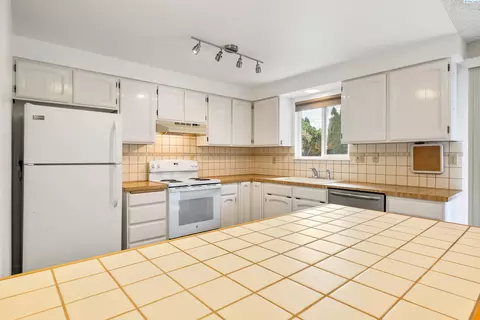 5504 W Richardson, Pasco, WA 99301 photo 11