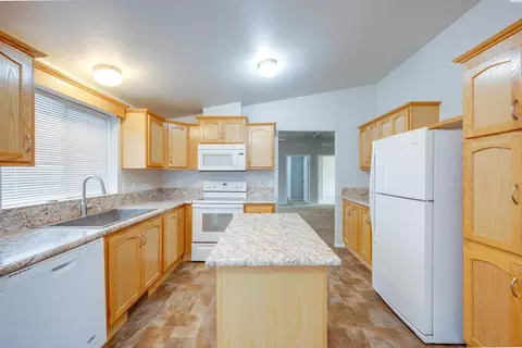 115 NW Glenhaven Dr, Pullman, WA 99163 photo 9