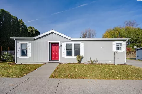 114 NW Glenhaven Dr, Pullman, WA 99163 photo 1