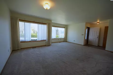 410 SW Crestview B-4 #B-4, Pullman, WA 99163 photo 5