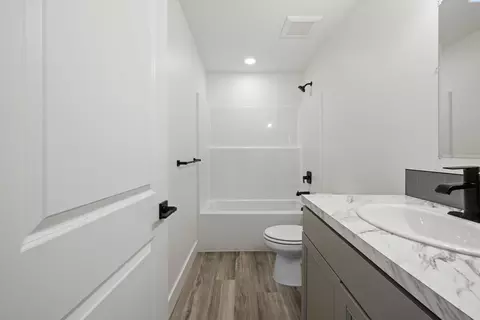 642 E Franklin St, Connell, WA 99326 photo 6