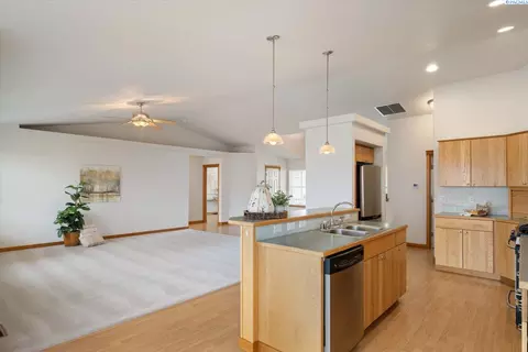 6107 Cowlitz Ln, Pasco, WA 99301 photo 12