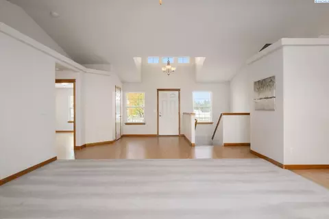 6107 Cowlitz Ln, Pasco, WA 99301 photo 5