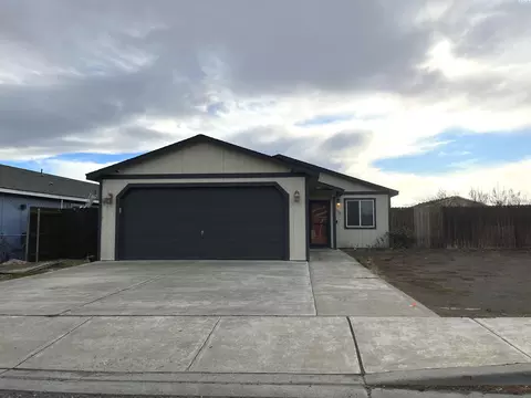 Exterior - 2512 E Adelia St, Pasco, WA 99301 photo 2 of 7