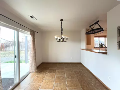 Dining - 2512 E Adelia St, Pasco, WA 99301 photo 2 of 2