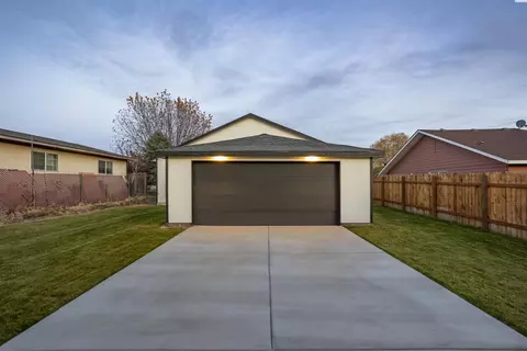 728 S Beech Ave, Pasco, WA 99301 photo 21